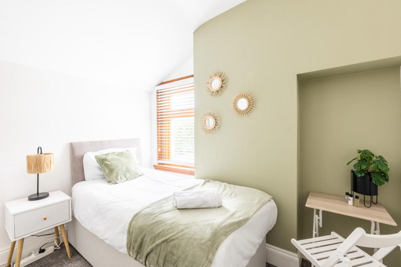 Levi Suite By Koya Homes - 3-Bedroom Home, Downtown Cardiff, Free Parking מראה חיצוני תמונה