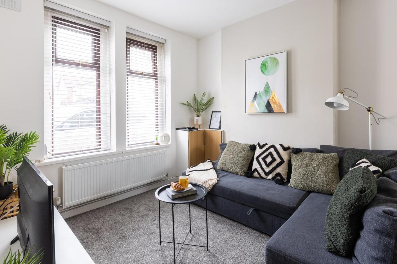 Levi Suite By Koya Homes - 3-Bedroom Home, Downtown Cardiff, Free Parking מראה חיצוני תמונה